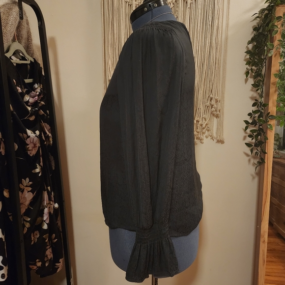 A New Day dark grey blouse with subtle snake pattern - L - Picture 4 of 7